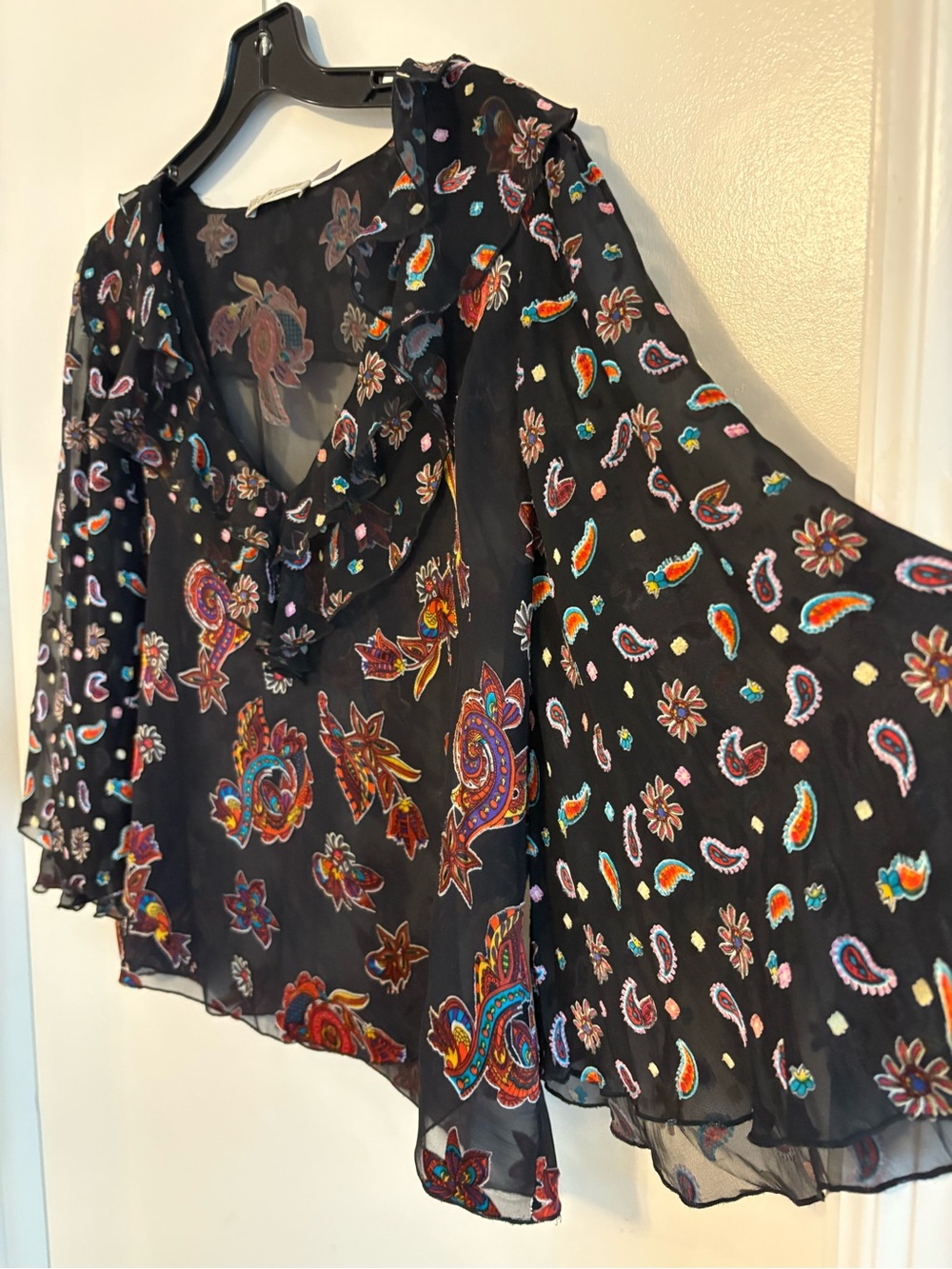 ALICE & OLIVIA Black Chiffon Paisley & Floral Print Bell Sleeve Blouse Top!